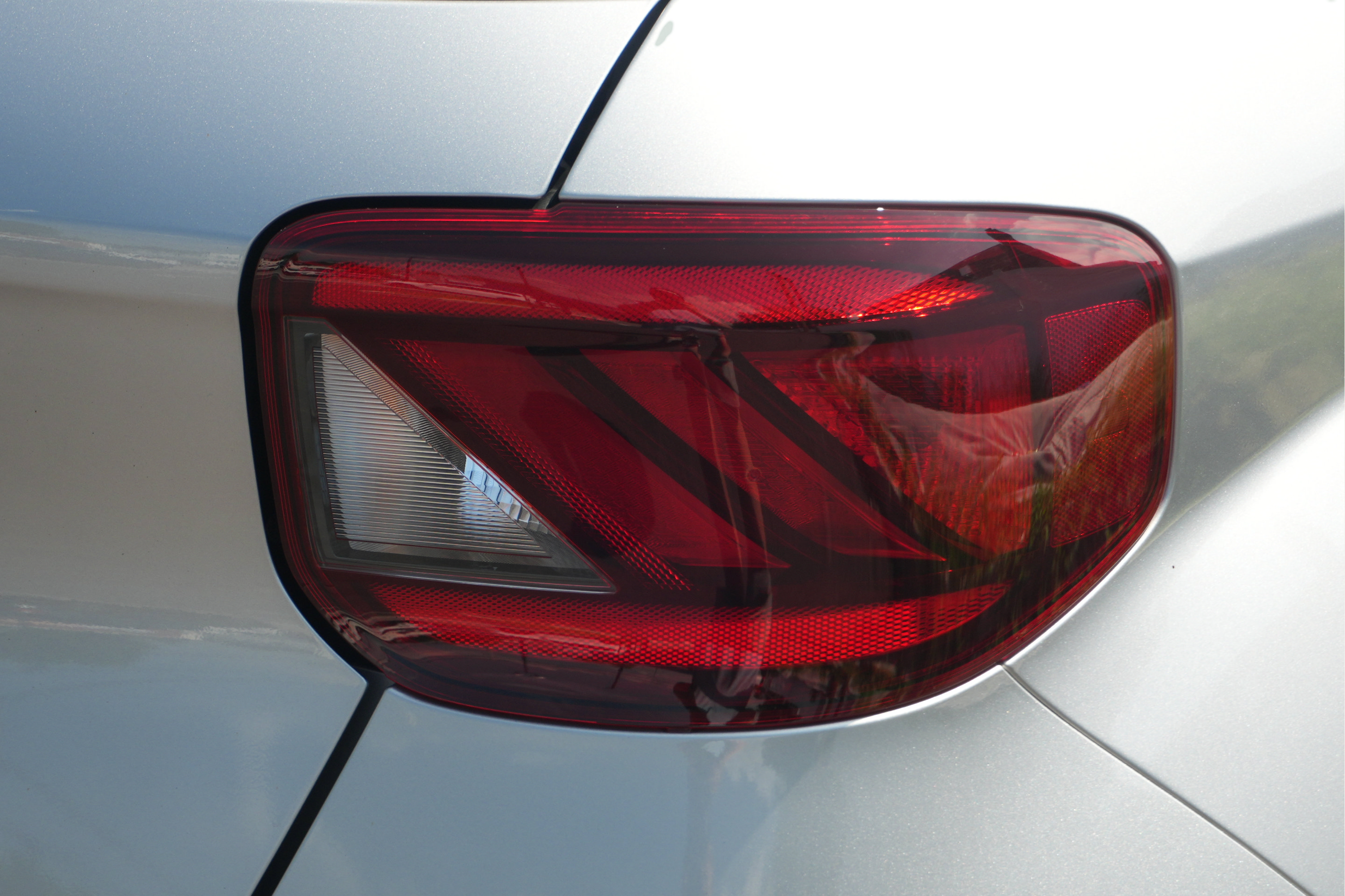 Used 2025 Hyundai Venue SEL FWD image 49