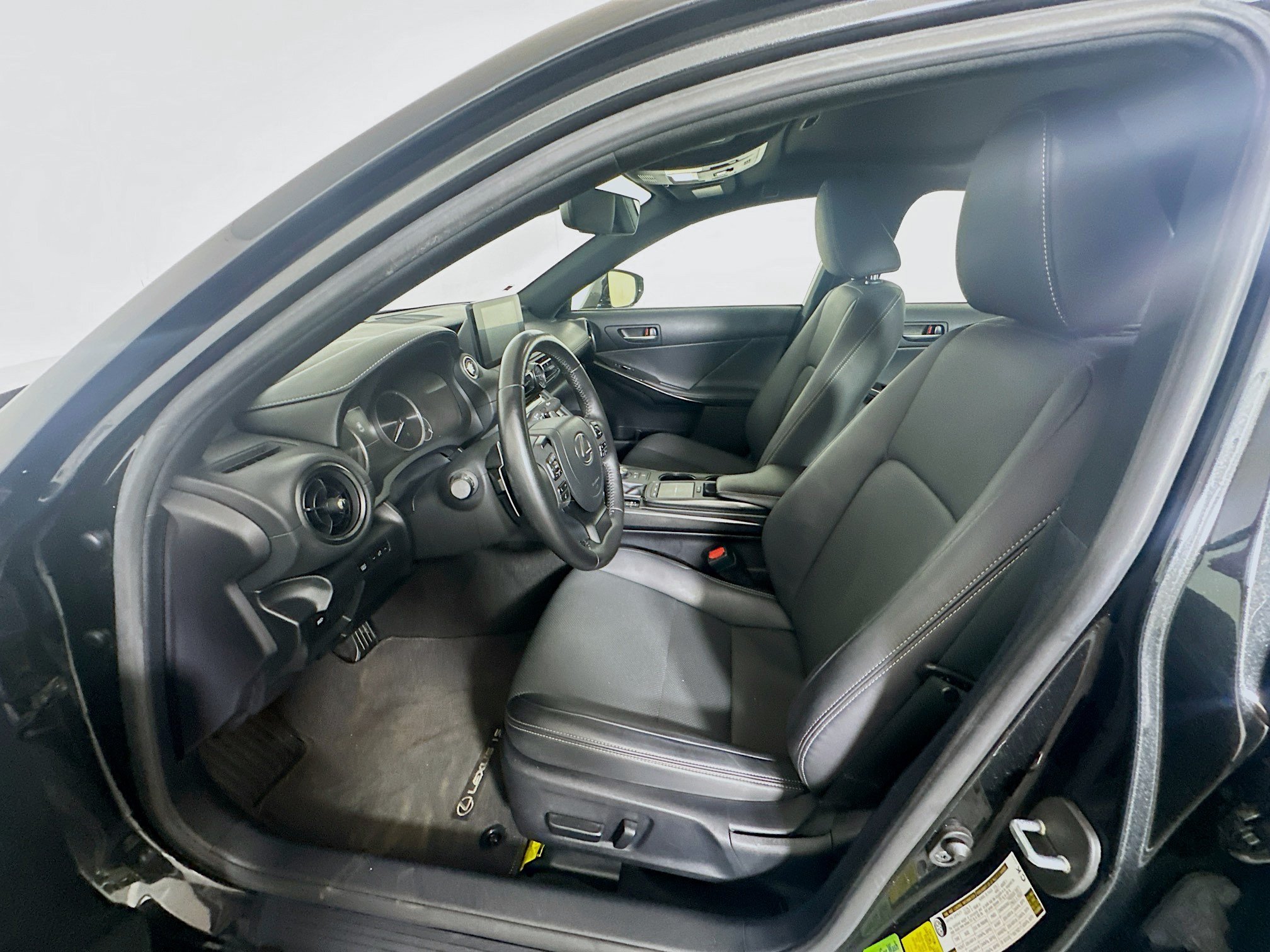 Used 2024 Lexus IS 300 w/ Comfort Package RWD image 13