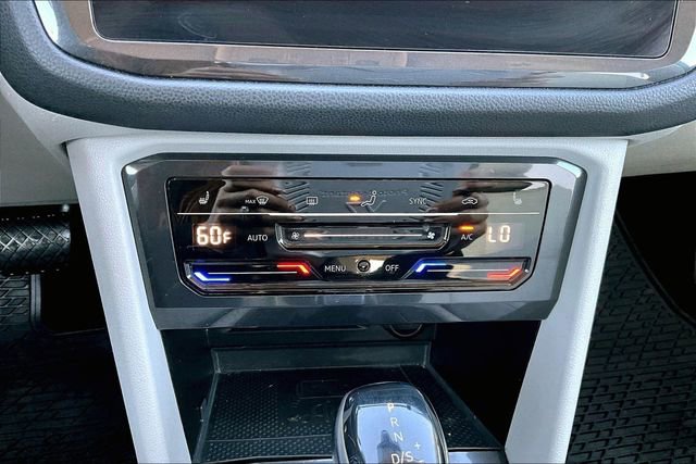 Used 2022 Volkswagen Tiguan SE image 24