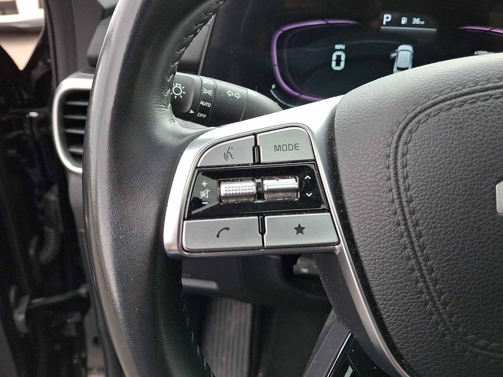 Certified 2023 Kia Telluride S w/ S Sunroof Package AWD/4WD image 23