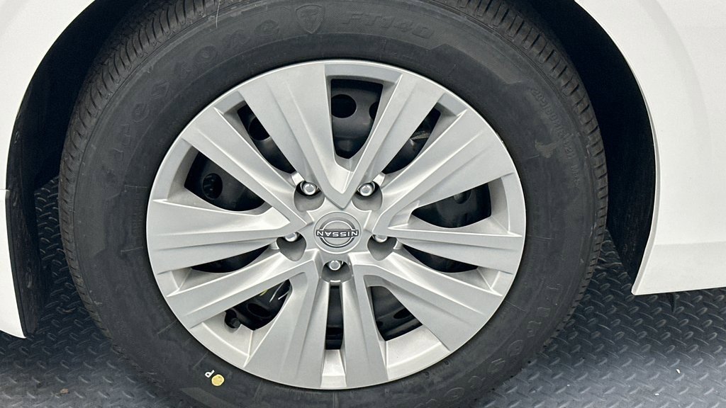 New 2025 Nissan Sentra S image 15