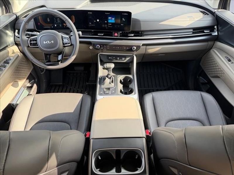 New 2026 Kia Carnival LXS image 14