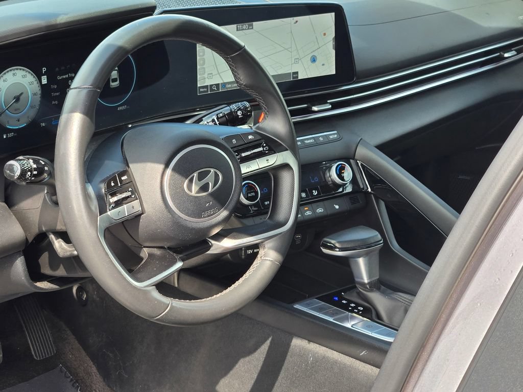 Certified 2024 Hyundai Elantra Limited FWD image 31