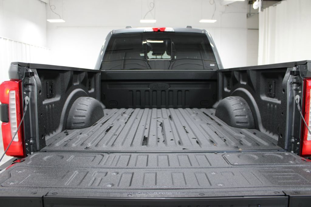 New 2026 Ford F250 XLT w/ XLT Premium Package image 32