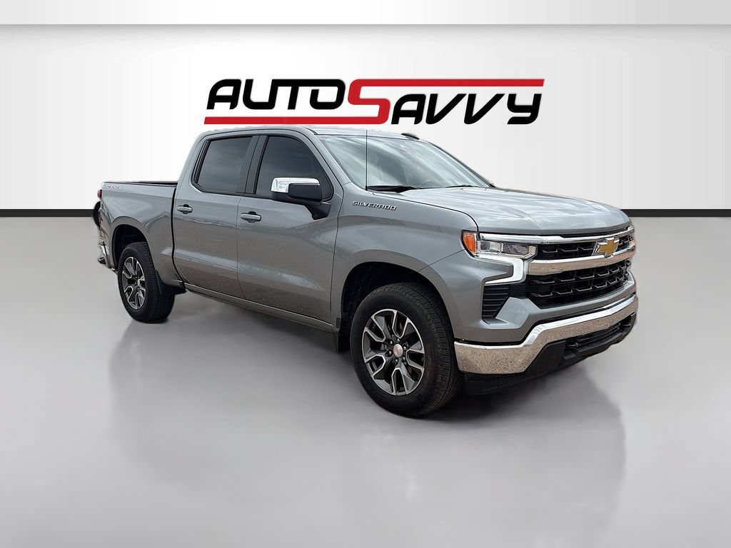 Used 2025 Chevrolet Silverado 1500 LT AWD/4WD image 1