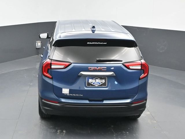 Used 2024 GMC Terrain SLE image 14