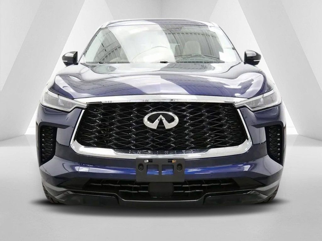 Used 2023 INFINITI QX60 Luxe AWD/4WD image 2