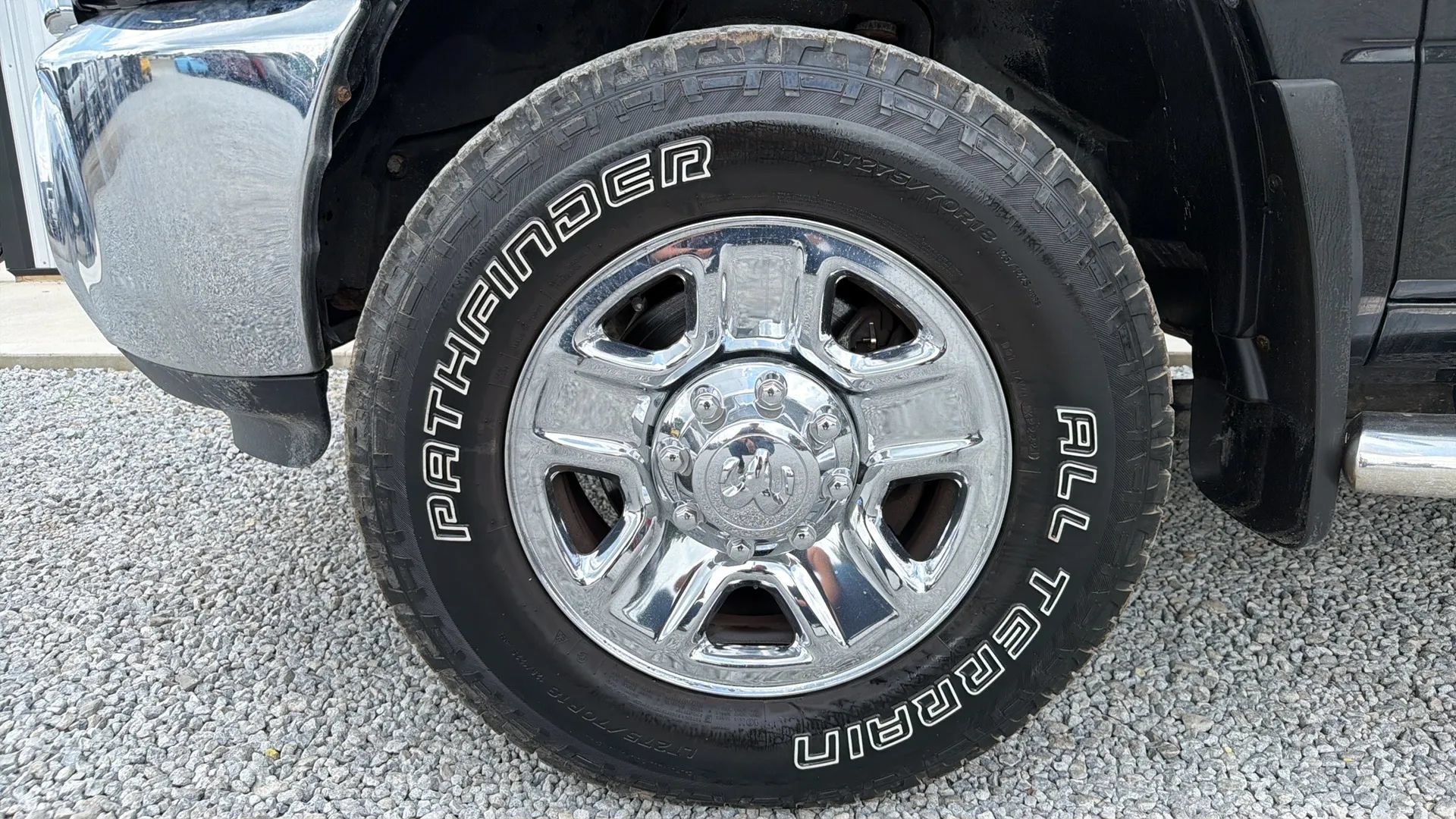 Used 2018 RAM 2500 Tradesman w/ Chrome Appearance Group AWD/4WD image 11