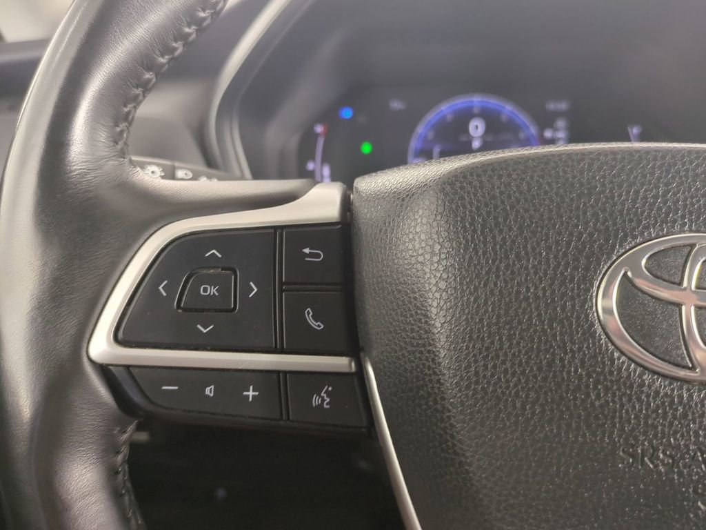 Used 2024 Toyota Grand Highlander Limited image 34