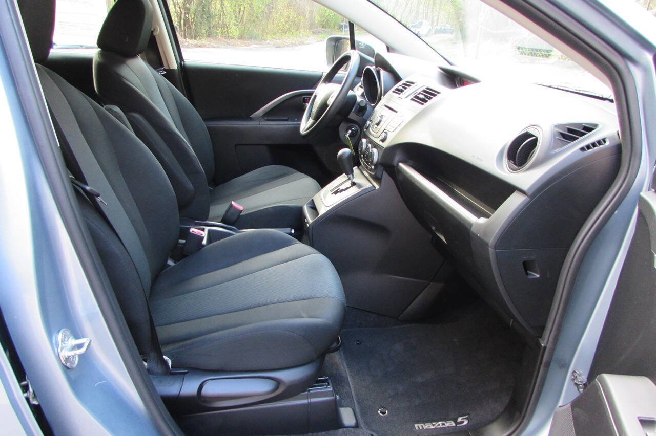 Used 2013 MAZDA MAZDA5 Sport FWD image 36