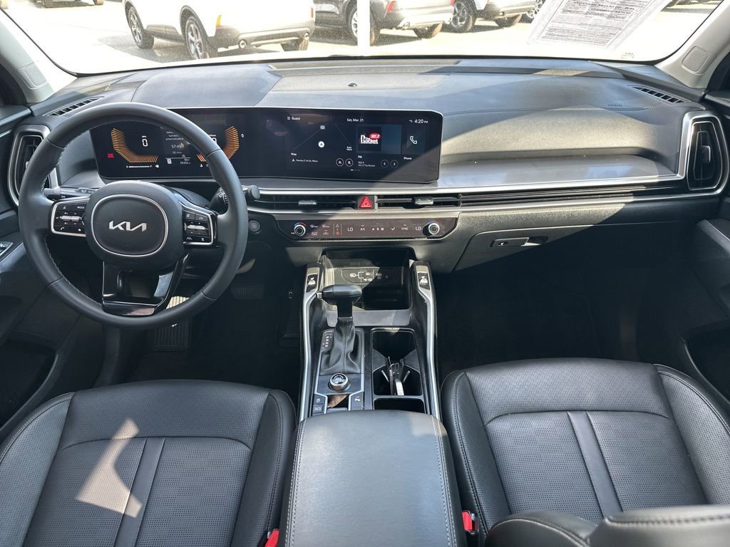Used 2024 Kia Sorento S w/ Panoramic Sunroof Package image 15