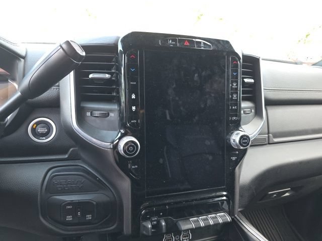 Used 2025 RAM 2500 Laramie w/ Sport Appearance Package AWD/4WD image 18
