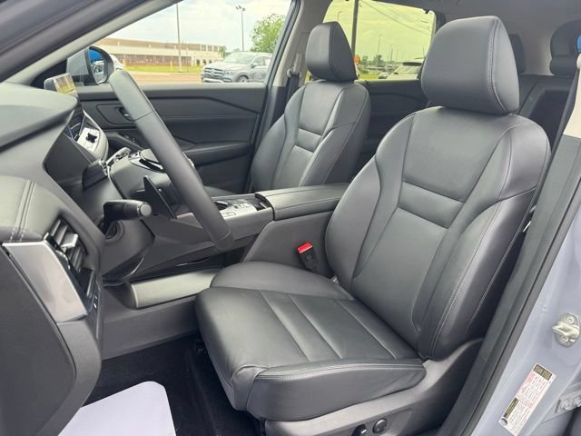 Used 2025 Nissan Rogue SL w/ Tech Package FWD image 22