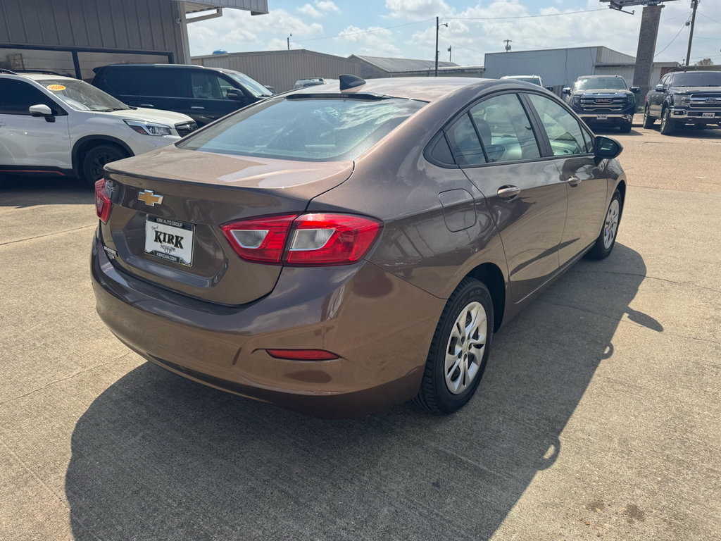 Used 2019 Chevrolet Cruze LS image 5