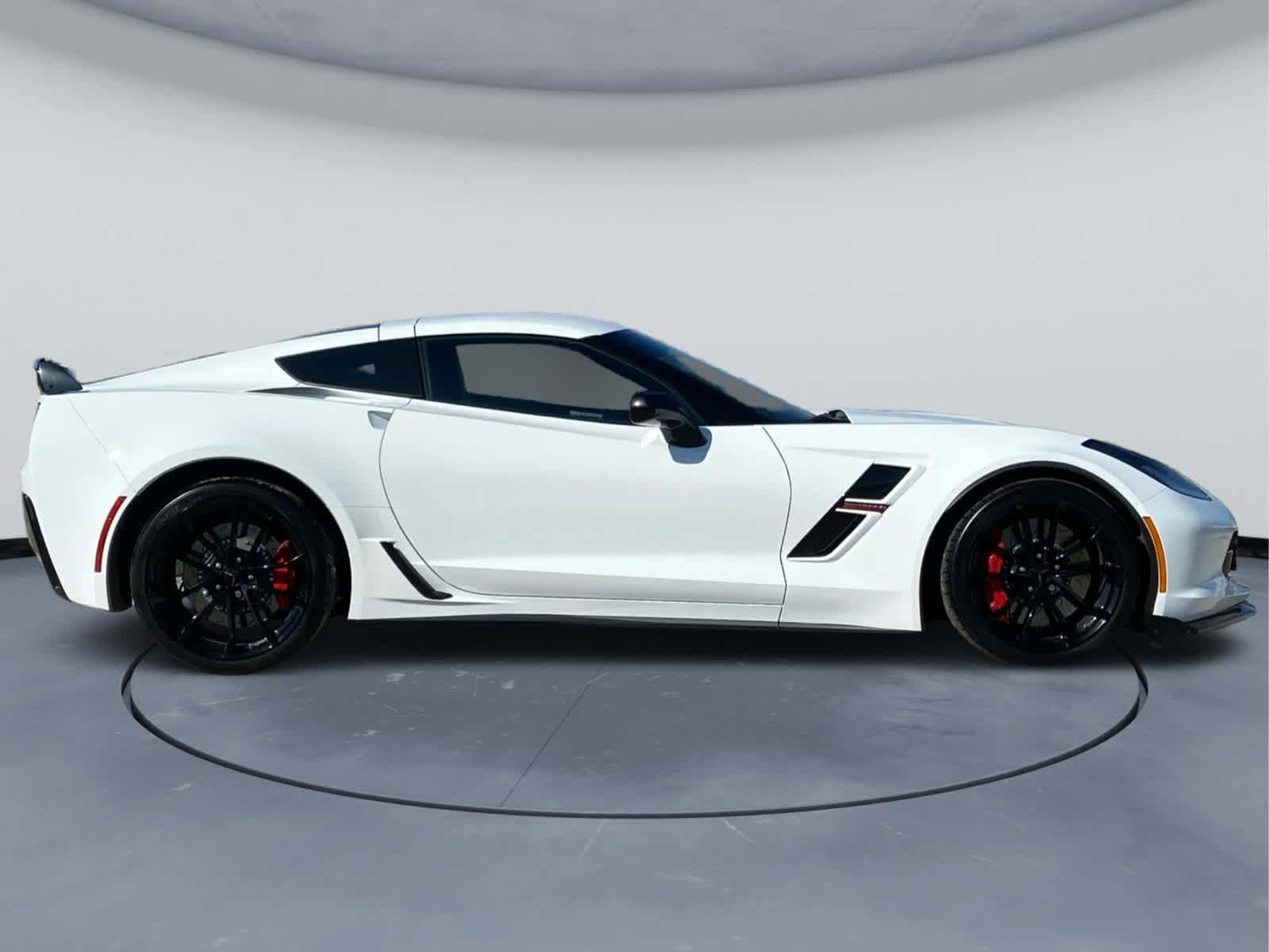 Used 2019 Chevrolet Corvette Grand Sport RWD image 18