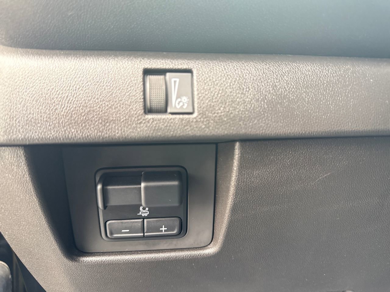 Used 2023 Chevrolet Colorado Trail Boss w/ LPO, Skid Plate Package image 17