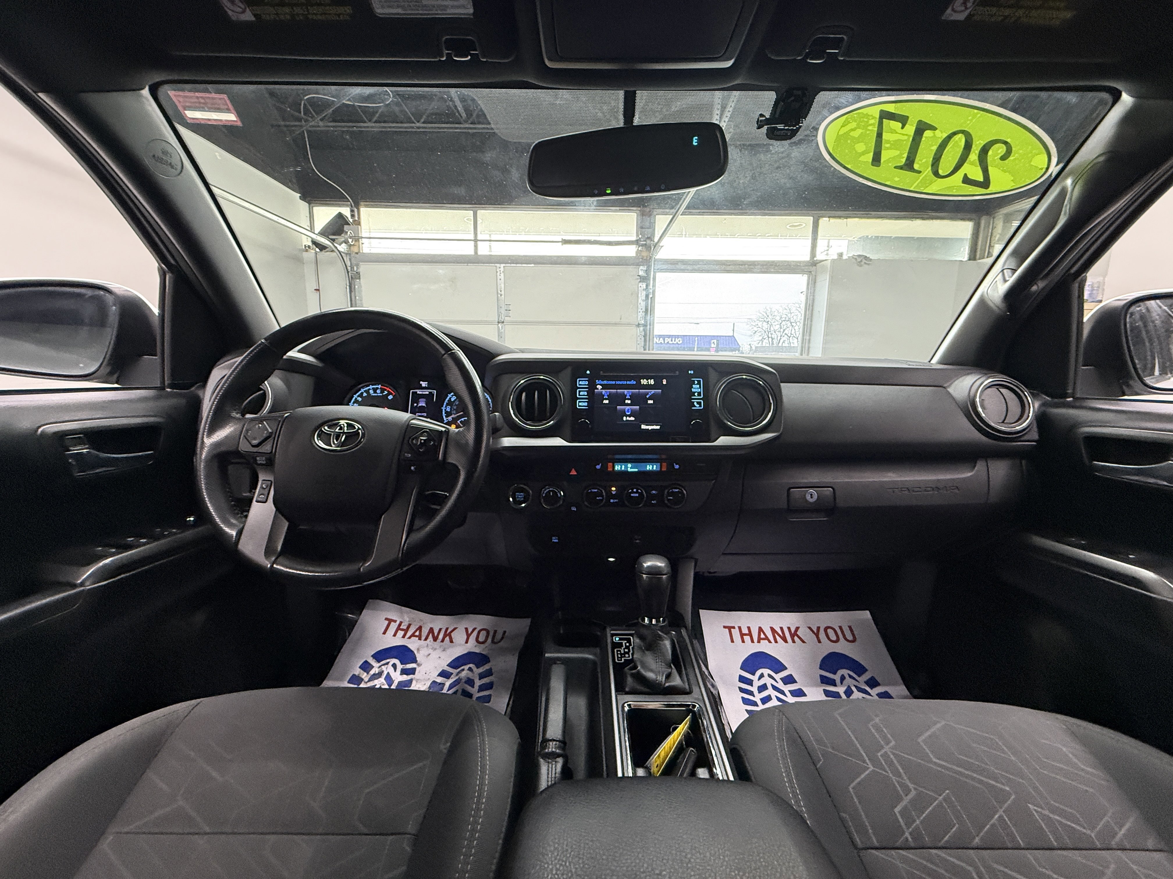 Used 2017 Toyota Tacoma TRD Off-Road image 14