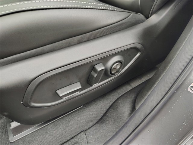 New 2025 Jeep Grand Cherokee 4WD image 14