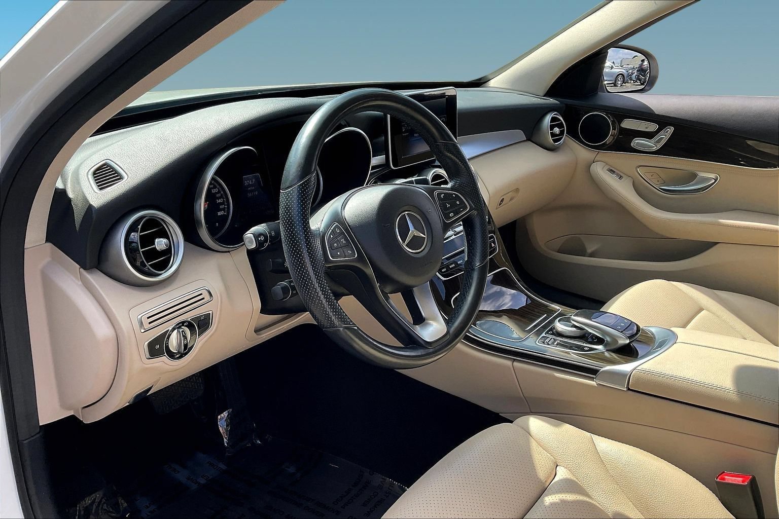 Used 2015 Mercedes-Benz C 300 4MATIC Sedan image 16