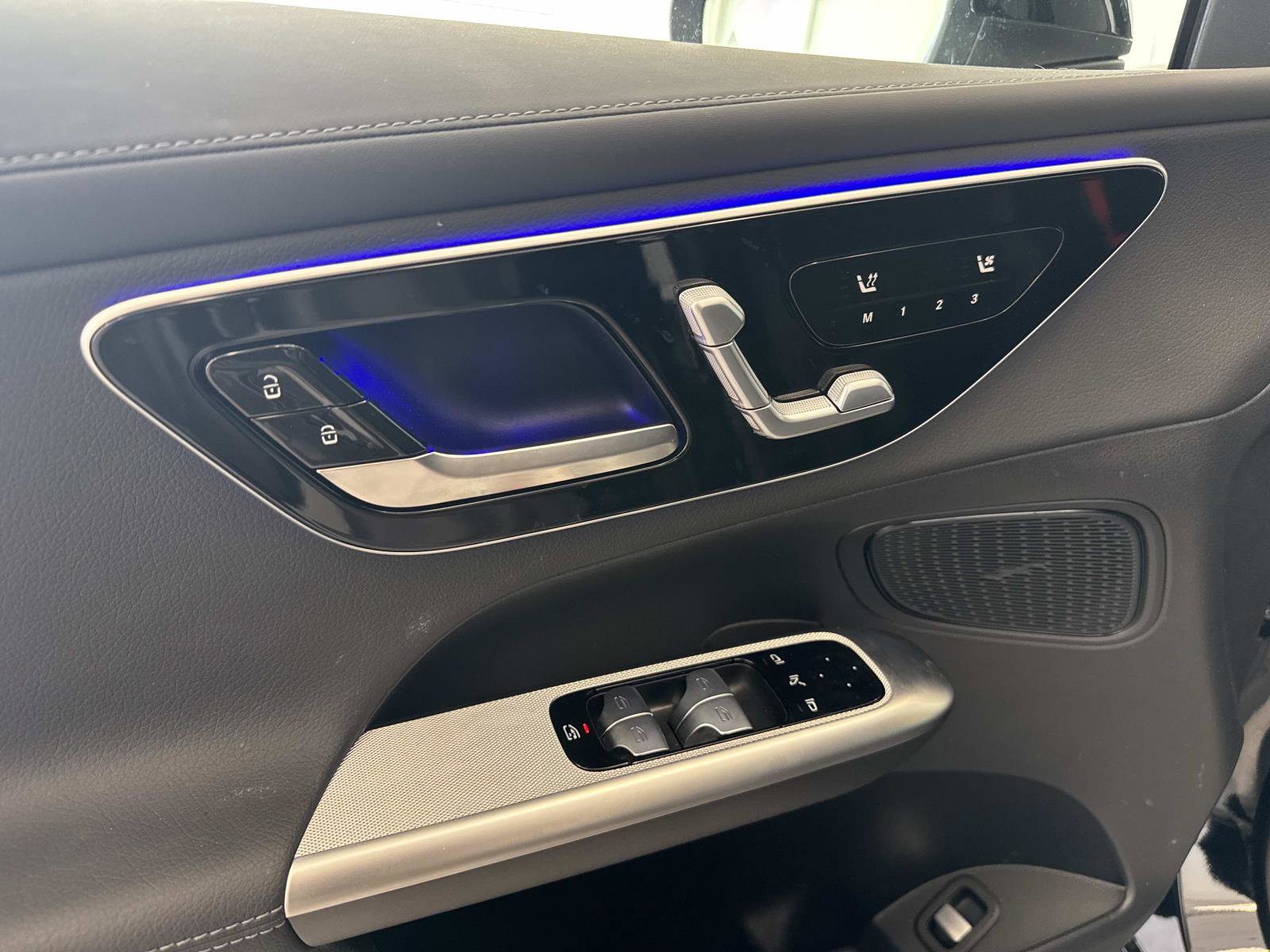 New 2026 Mercedes-Benz GLC 300 image 18