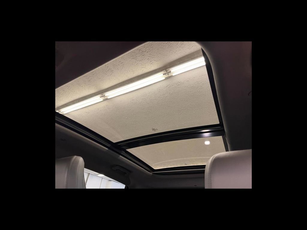 Used 2020 Lincoln Nautilus Reserve w/ Cargo Utility Package image 27