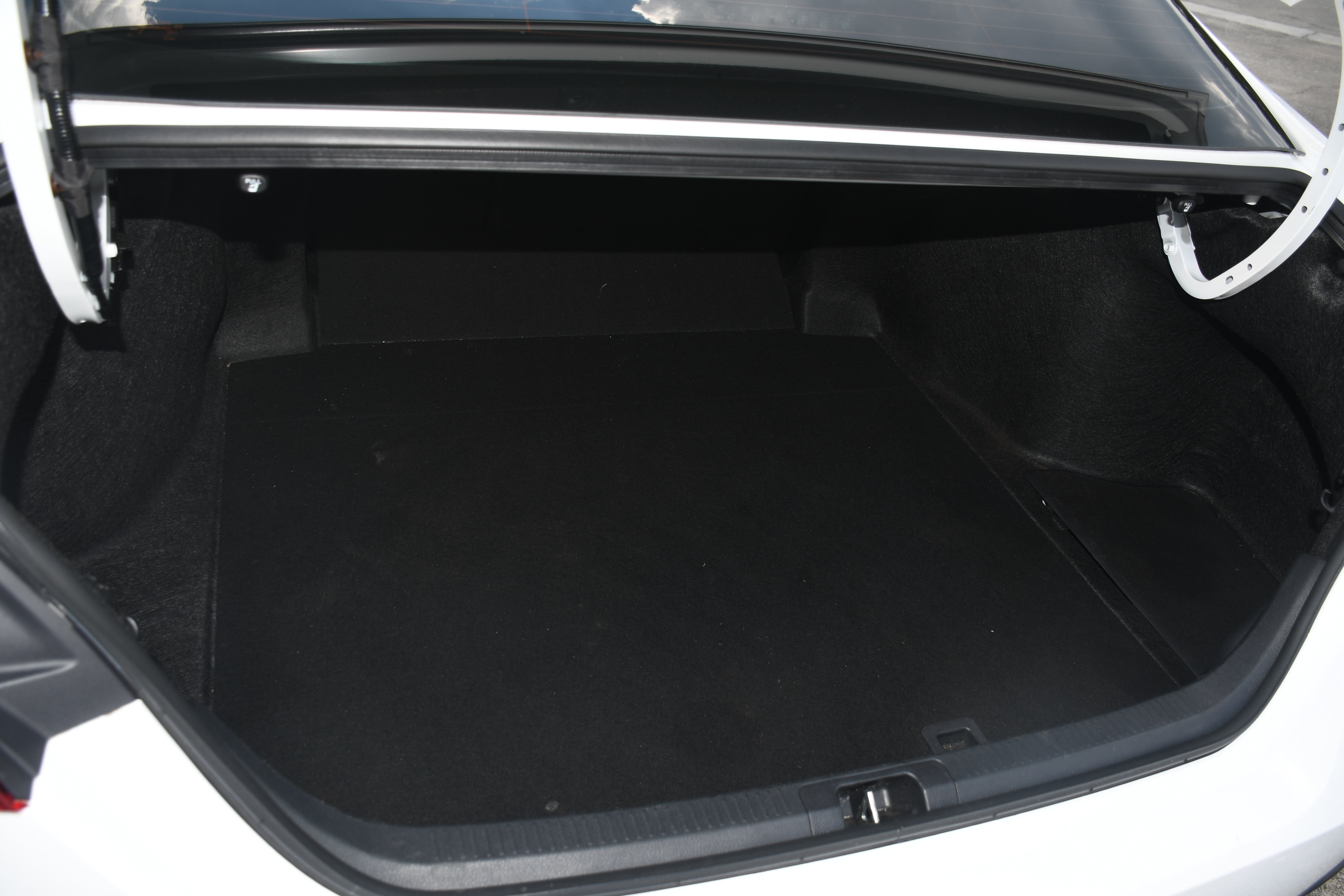 Certified 2025 Toyota Camry SE FWD image 16
