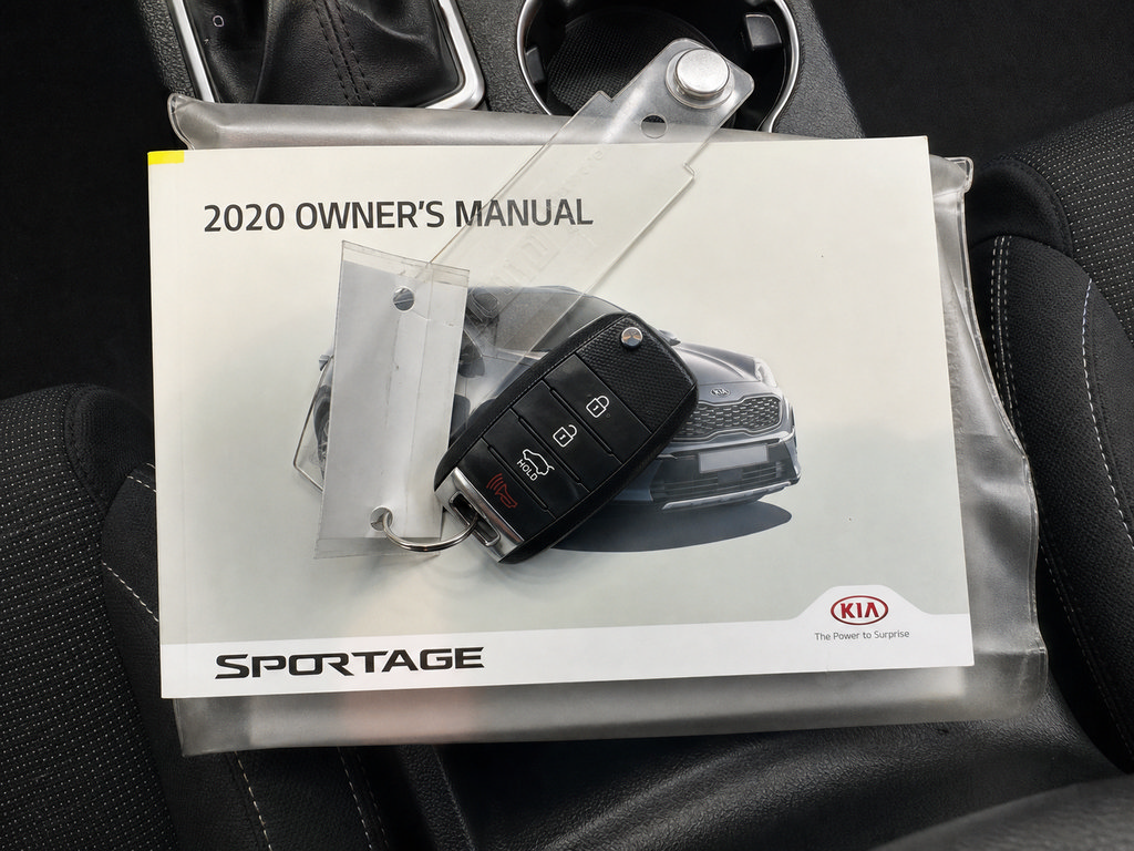 Used 2020 Kia Sportage LX w/ LX Popular Package AWD/4WD image 10