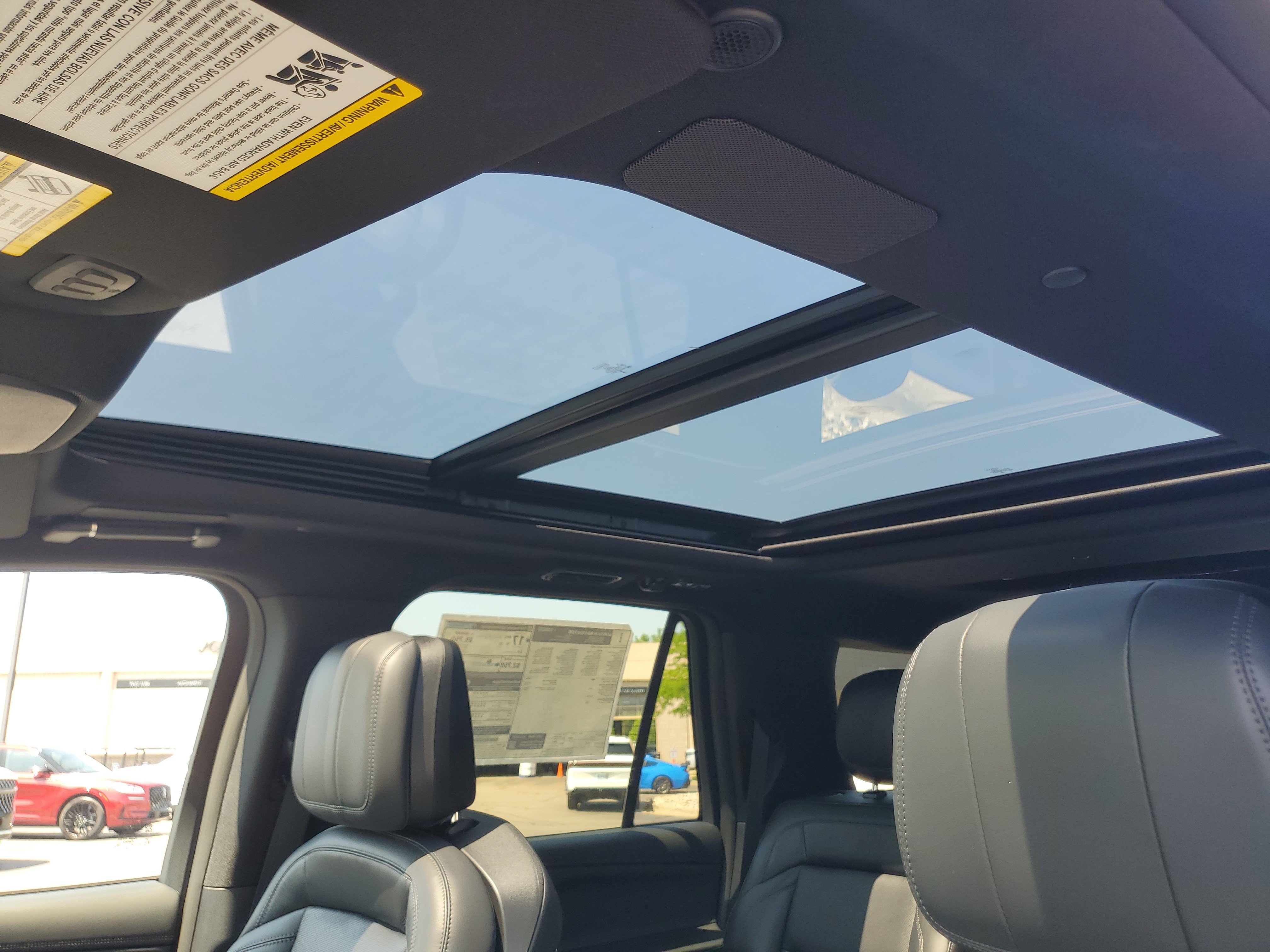 New 2027 Lincoln Navigator L Reserve w/ Jet Appearance Package AWD/4WD image 11