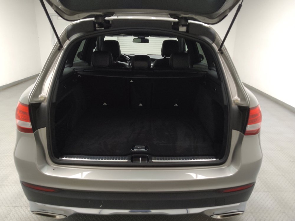 Used 2019 Mercedes-Benz GLC 300 4MATIC image 29