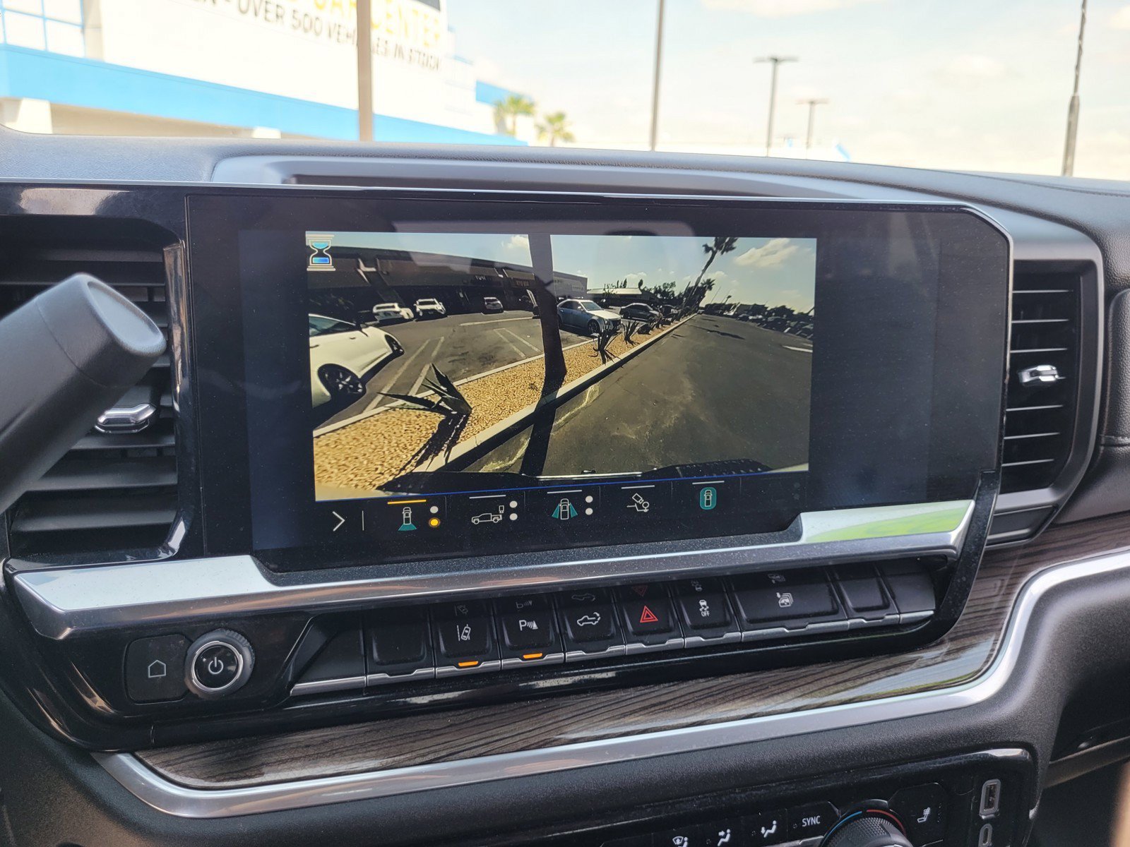 Used 2025 Chevrolet Silverado 2500 LT w/ Safety Package AWD/4WD image 18
