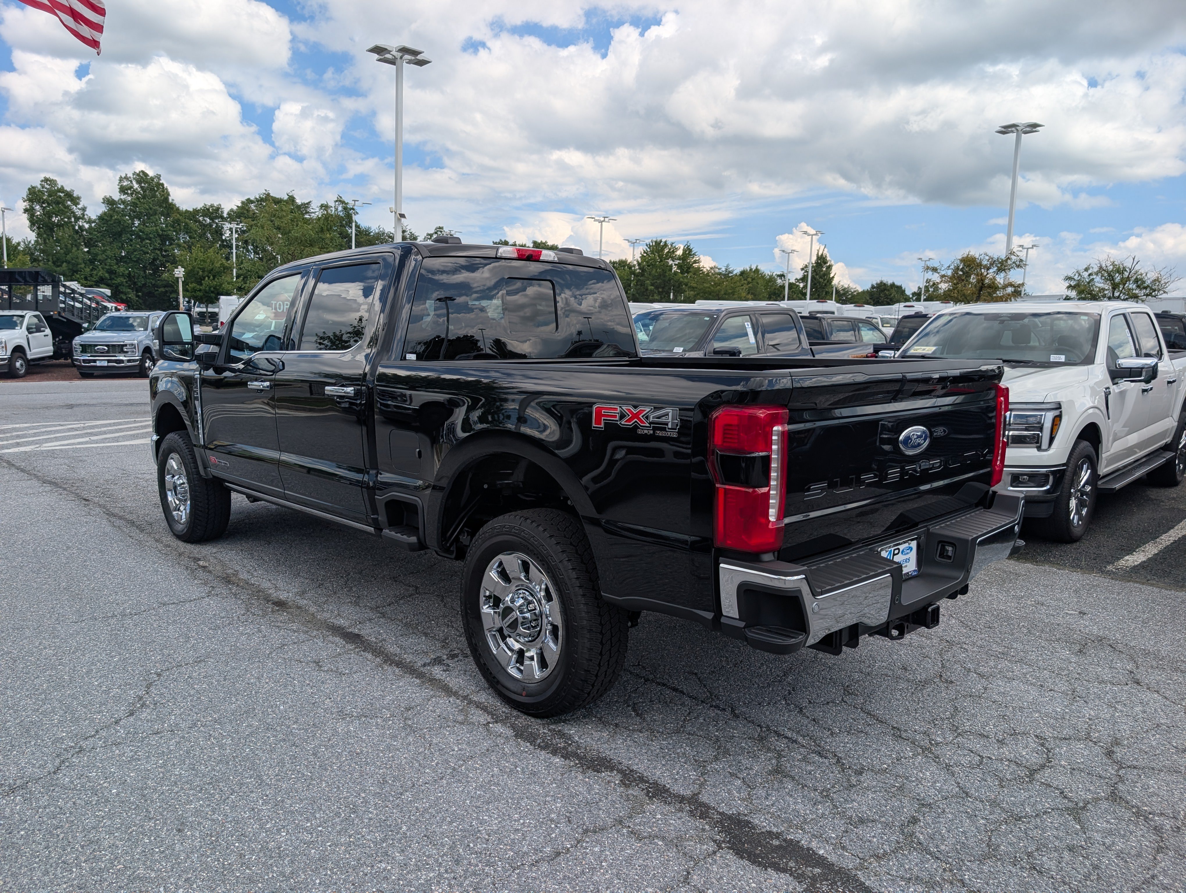 New 2026 Ford F250 Lariat w/ Lariat Premium Package AWD/4WD image 3