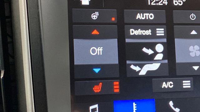 Used 2018 Ford Edge SEL w/ Equipment Group 201A image 27