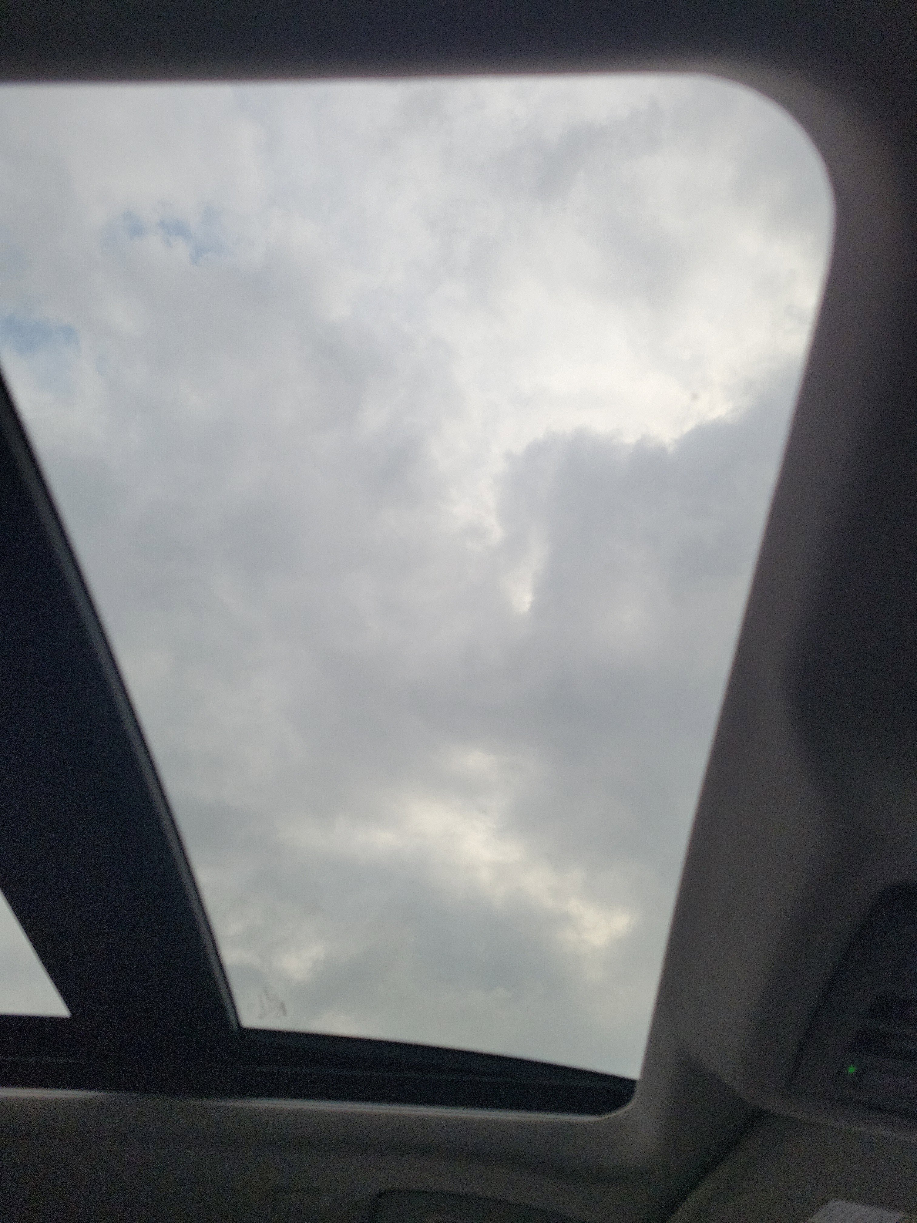 Used 2023 Nissan Rogue SV w/ SV Premium Package image 31