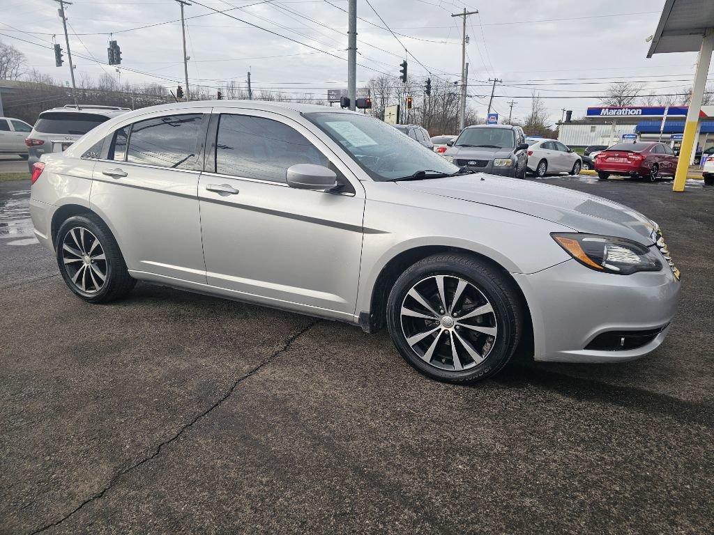 Used 2012 Chrysler 200 S image 15