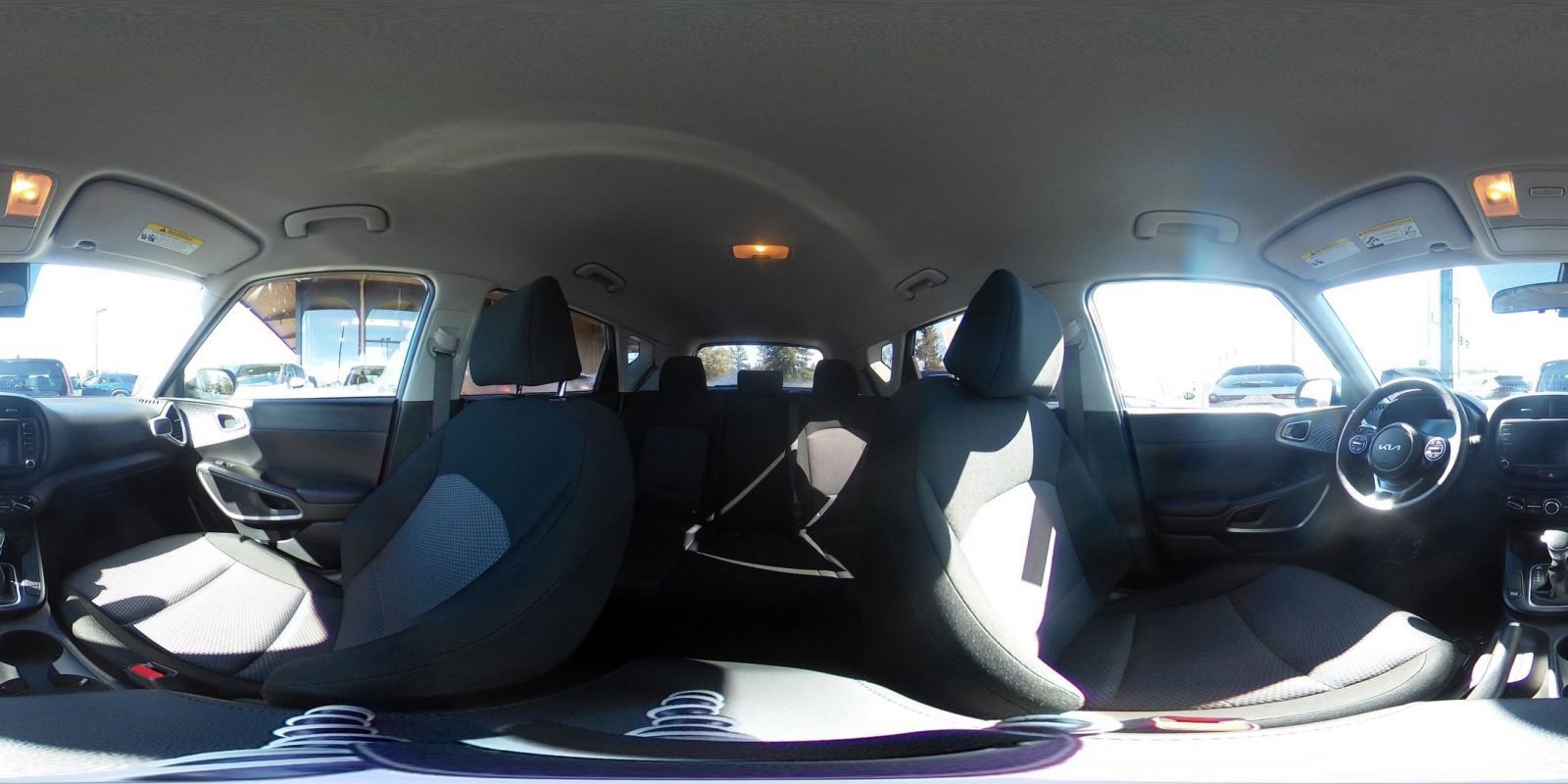 Used 2025 Kia Soul LX w/ LX Technology Package image 42