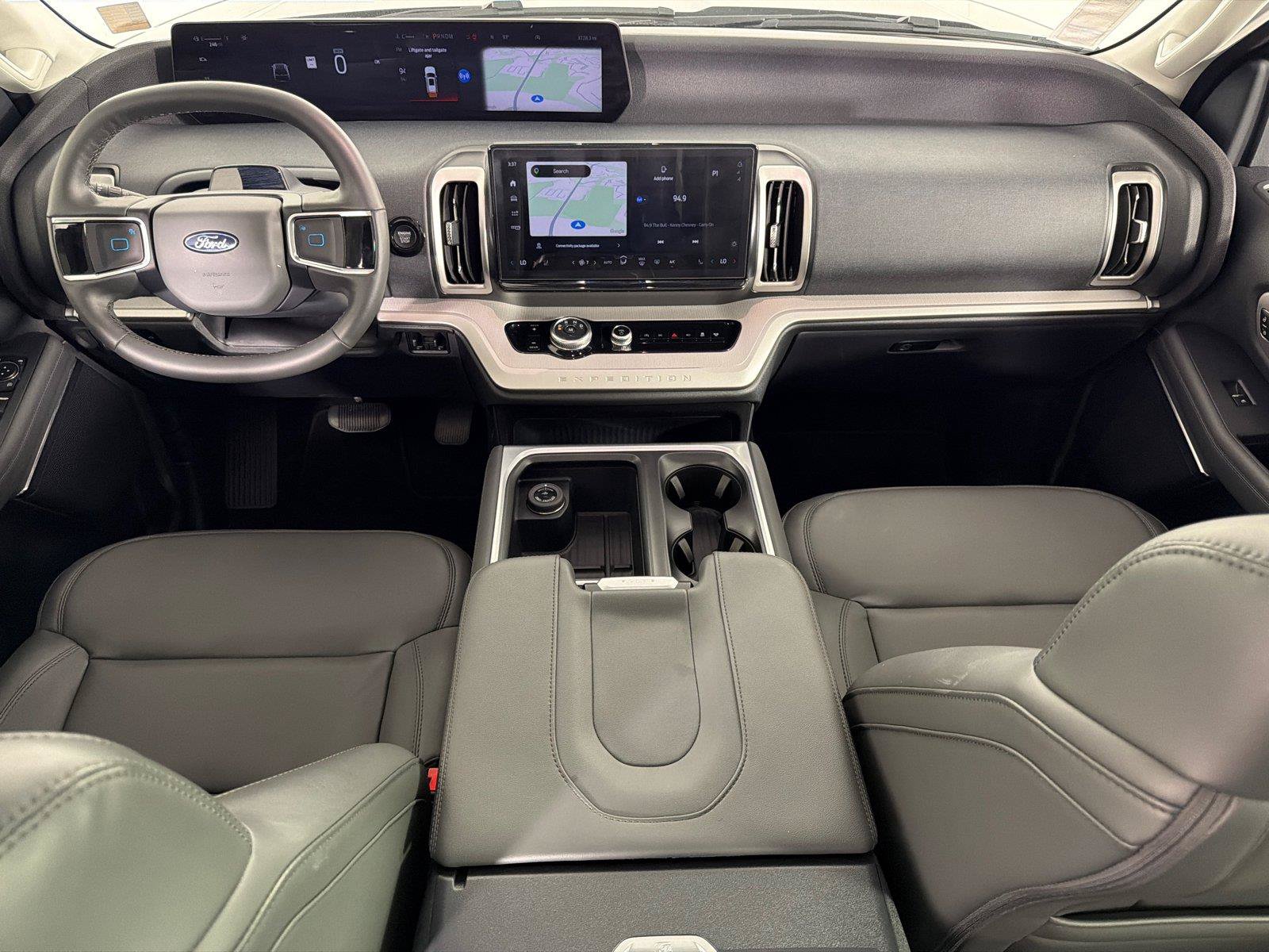 Used 2026 Ford Expedition Active RWD image 24