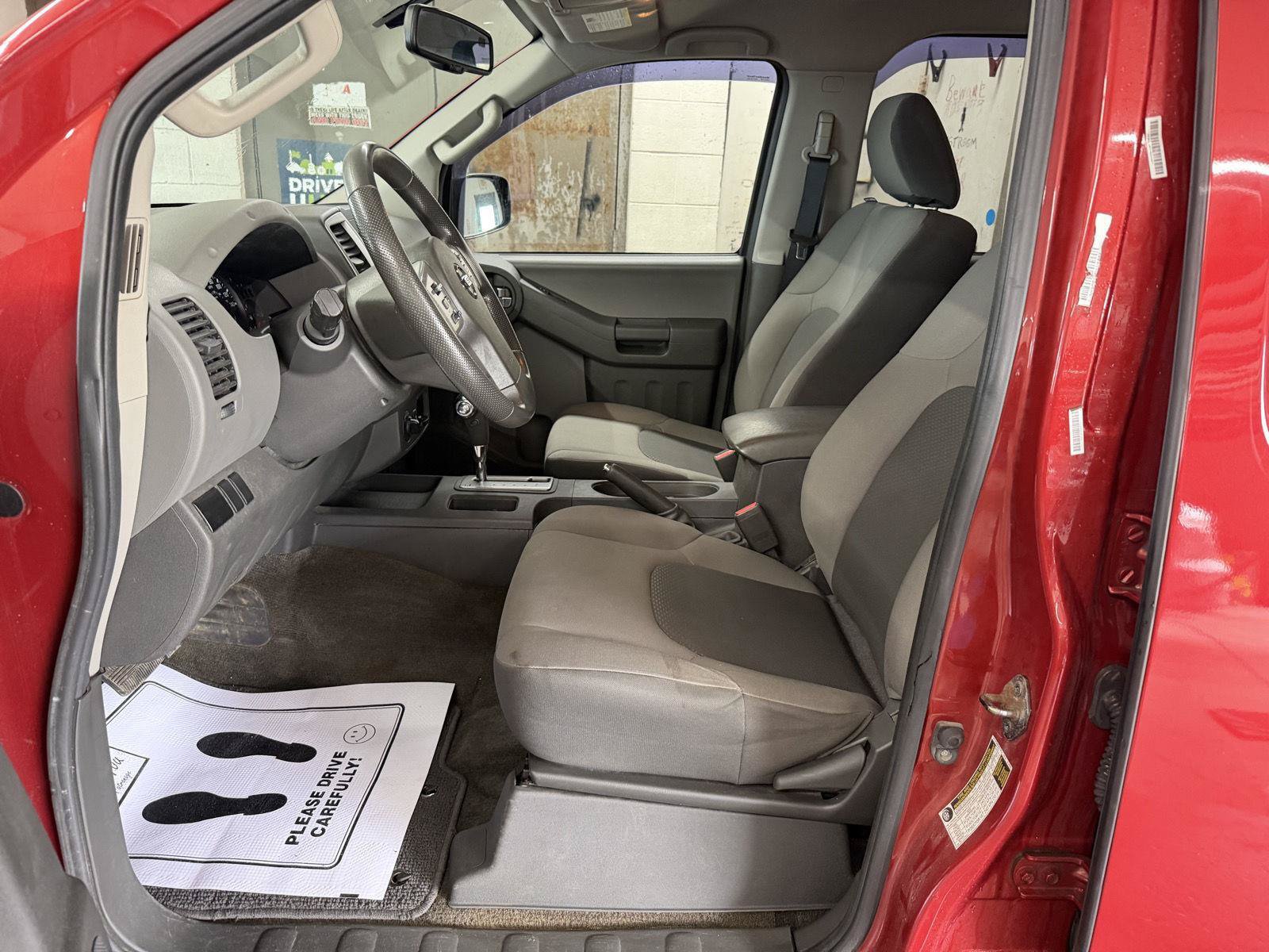 Used 2015 Nissan Xterra X AWD/4WD image 13