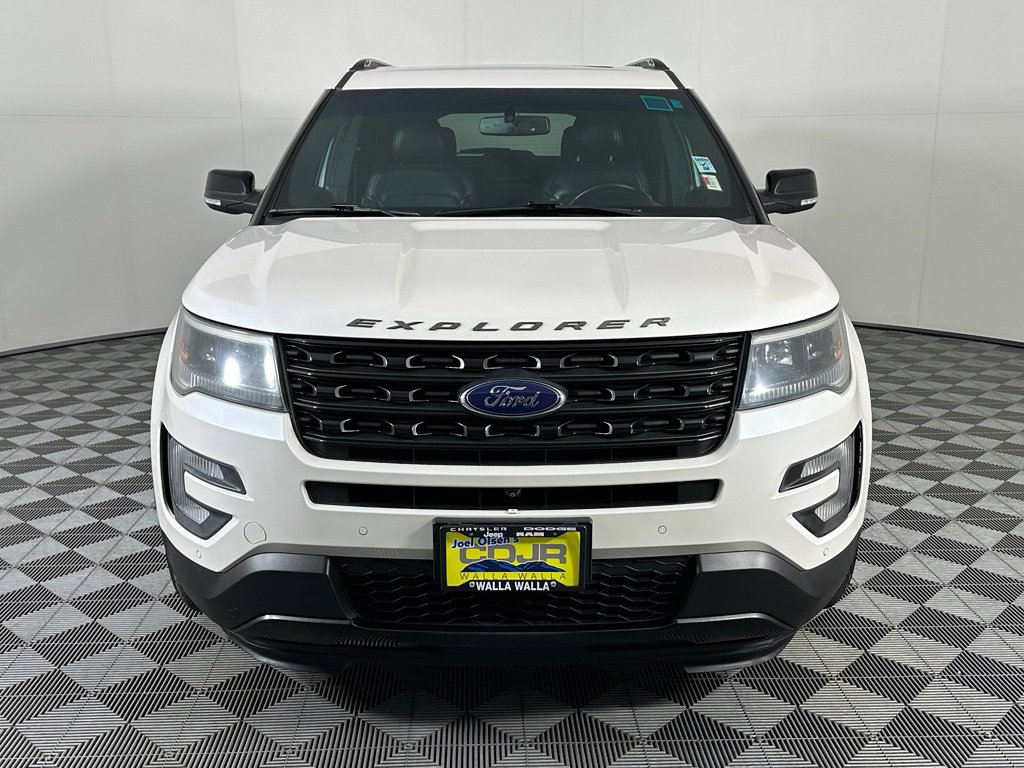 Used 2017 Ford Explorer Sport w/ Equipment Group 401A image 2