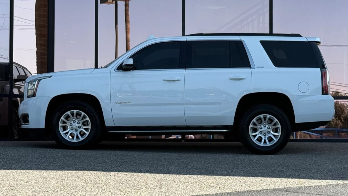 Used 2018 GMC Yukon SLE w/ Convenience Package RWD image 5