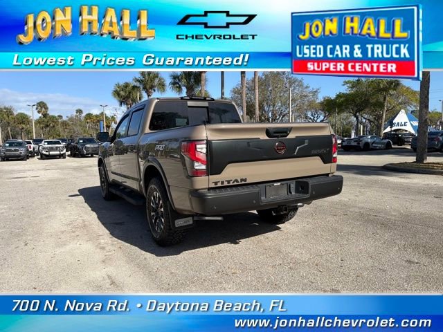 Used 2023 Nissan Titan PRO-4X w/ Pro-4x Convenience Package image 9