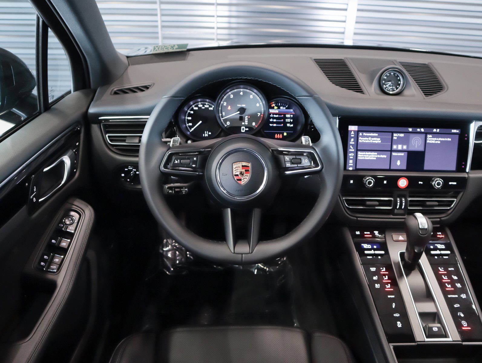 New 2026 Porsche Macan S image 16