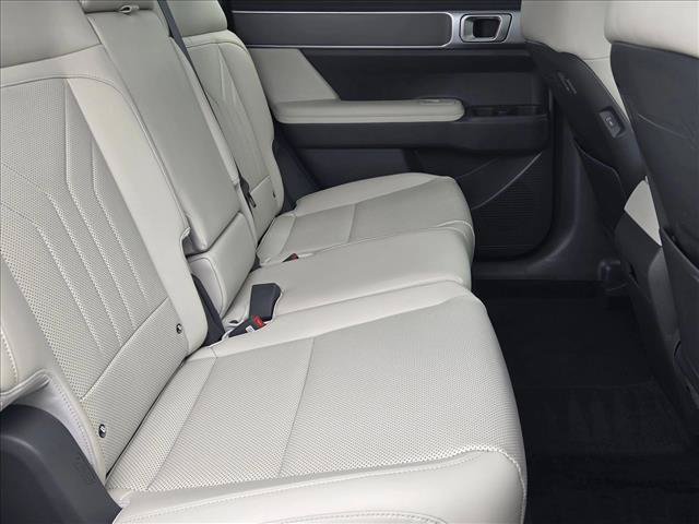 Used 2024 Hyundai Santa Fe SEL FWD image 20