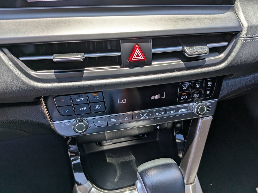Certified 2025 Kia Seltos EX FWD image 24