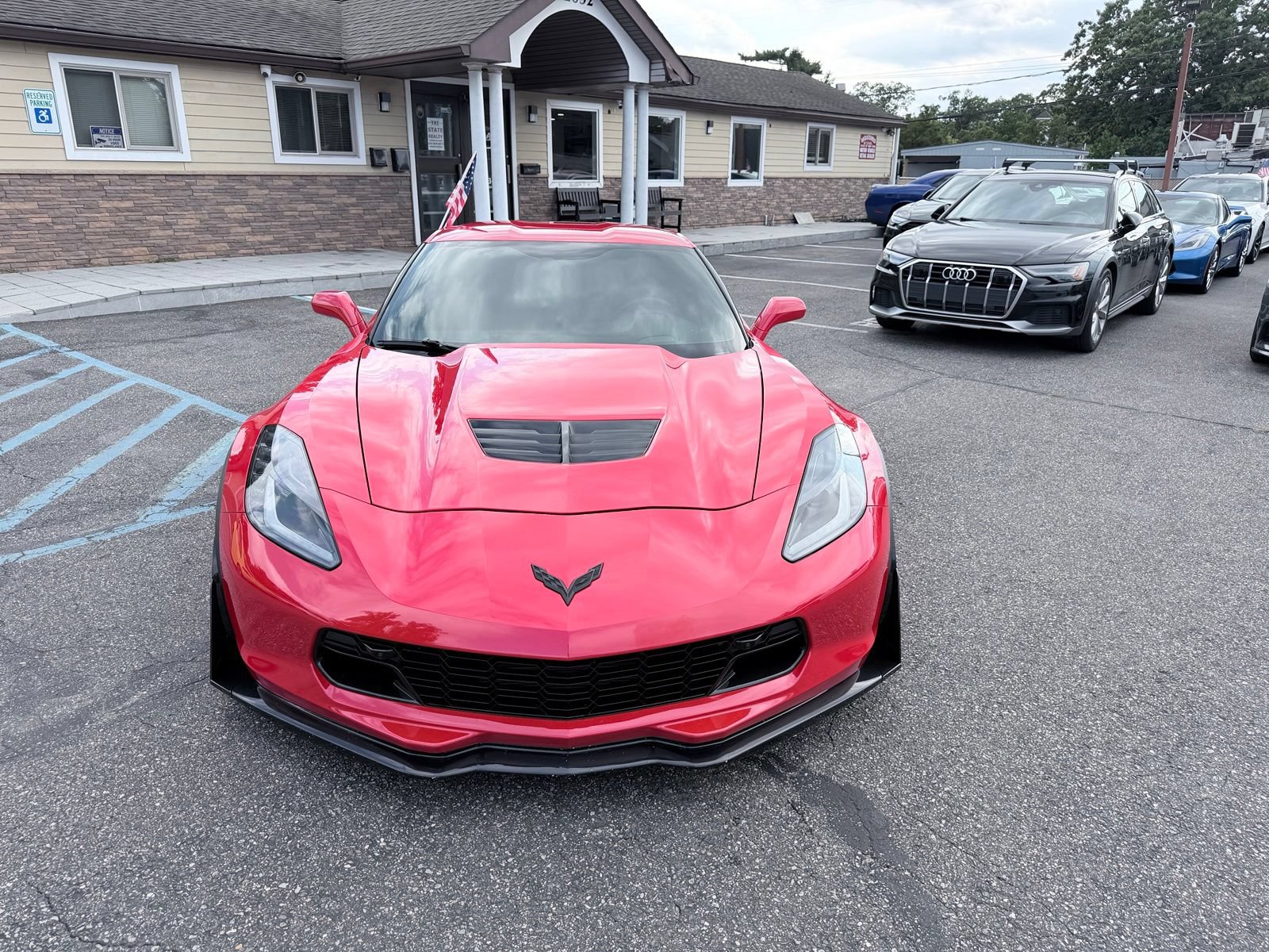 Used 2016 Chevrolet Corvette Z06 w/ 2LZ Preferred Equipment Group RWD image 8