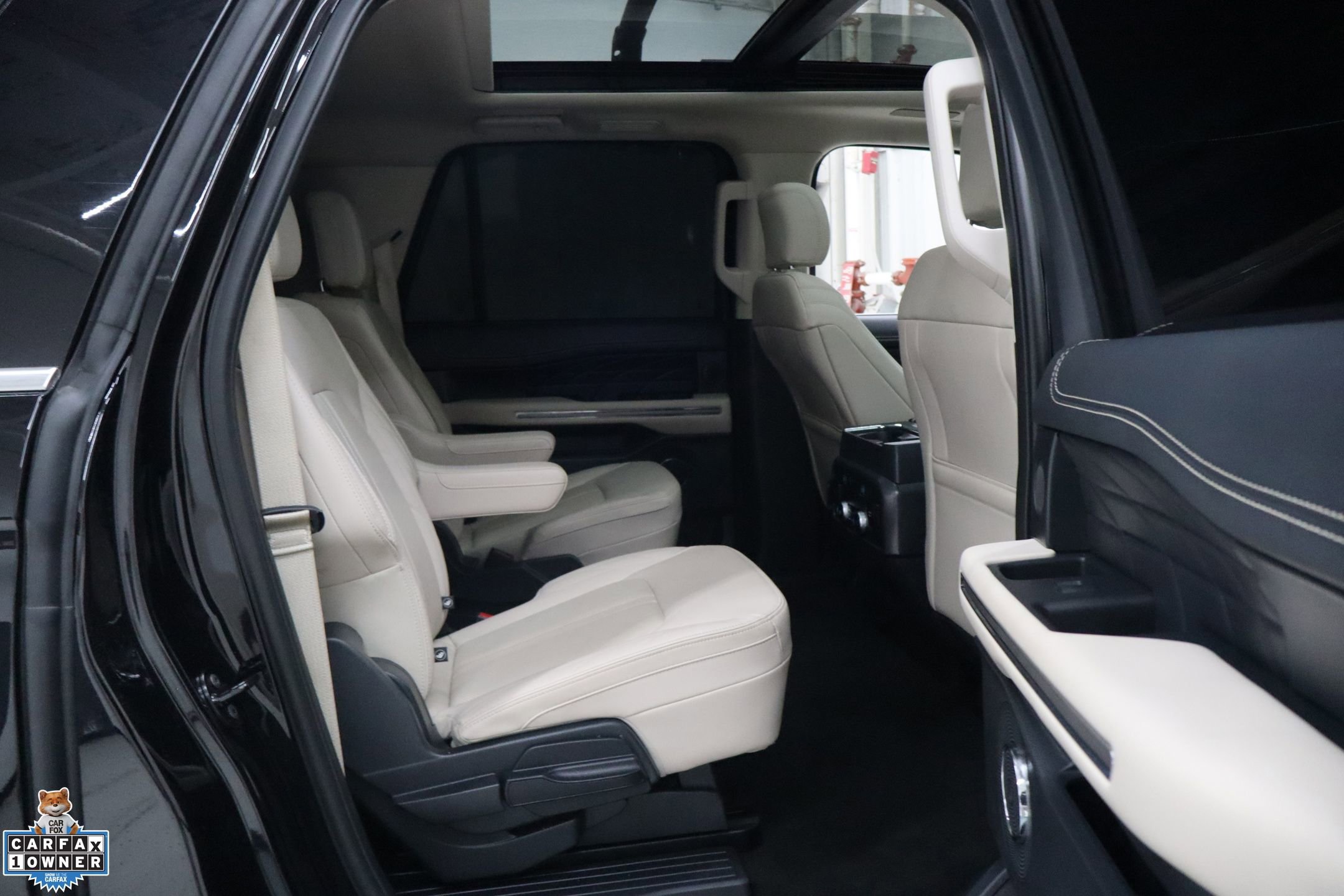 Used 2024 Ford Expedition Max Platinum image 31