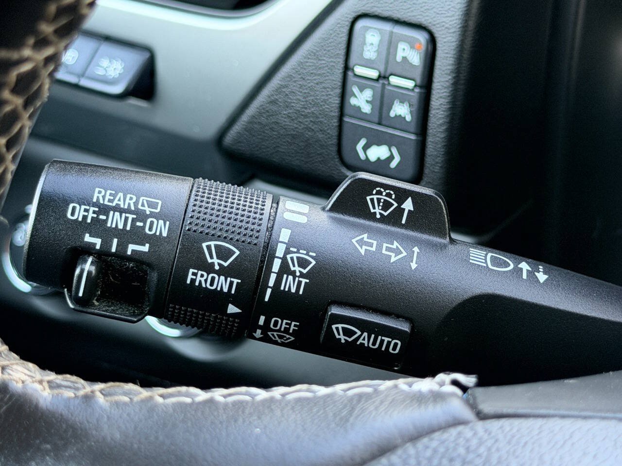 Used 2016 Chevrolet Suburban LTZ AWD/4WD image 40