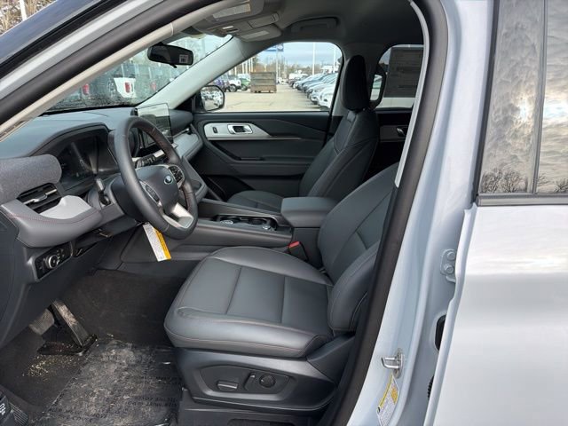 New 2026 Ford Explorer Active w/ Active Comfort Package image 13