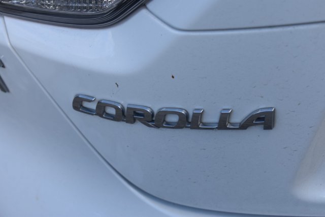 Used 2022 Toyota Corolla LE FWD image 14