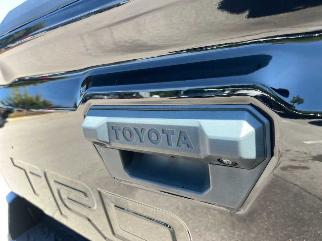 Used 2024 Toyota Tacoma TRD Pro AWD/4WD image 40