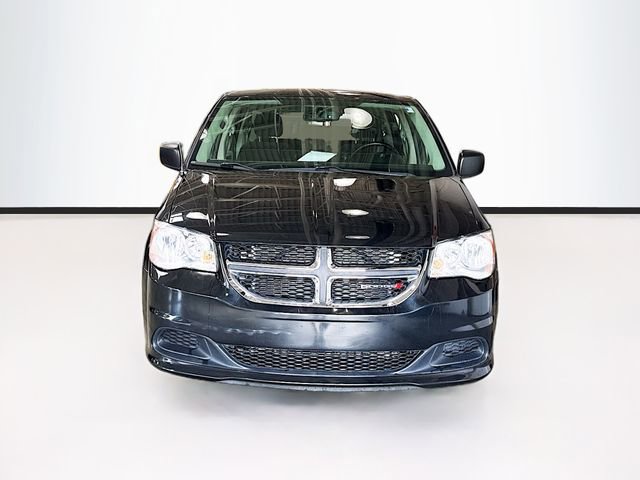 Used 2016 Dodge Grand Caravan American Value Package w/ UConnect Hands-Free Group image 4